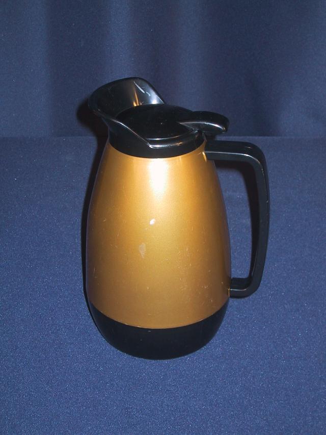 Insulated Pitcher, 32 oz. - TAYLOR RENTAL Bradenton